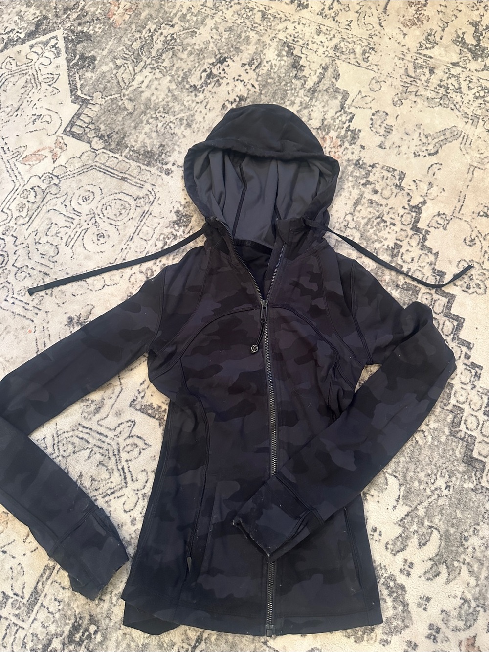 Lululemon Define Hooded Jacket - Size 2